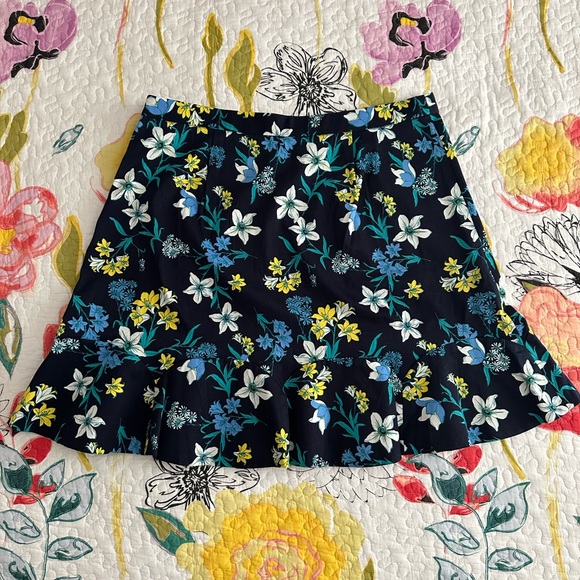 Draper James Elliston Floral Skirt - Picture 2 of 7